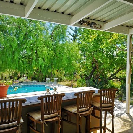 סומרסט ווסט Almond Cottage Bed & Breakfast מראה חיצוני תמונה