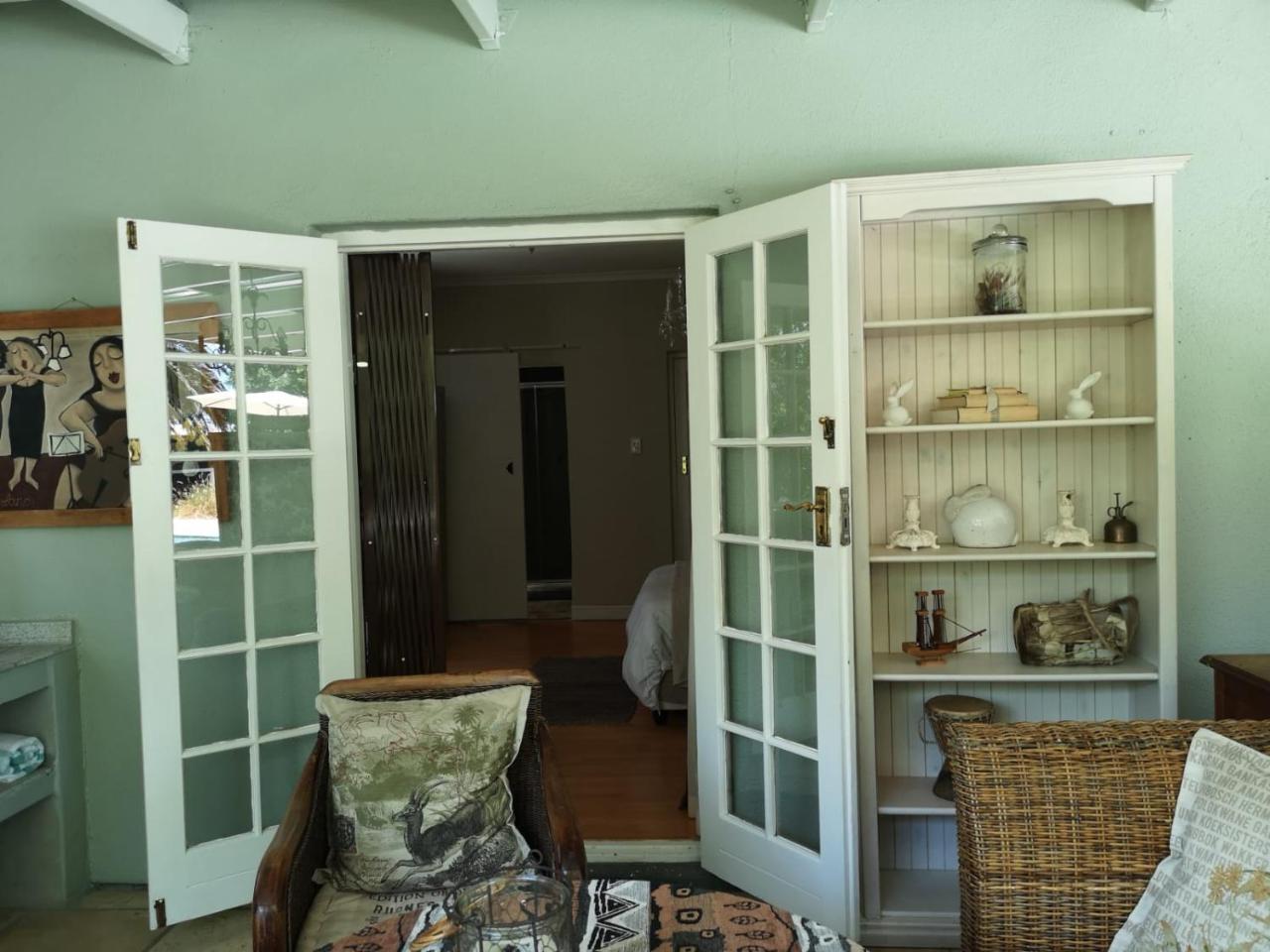 סומרסט ווסט Almond Cottage Bed & Breakfast מראה חיצוני תמונה